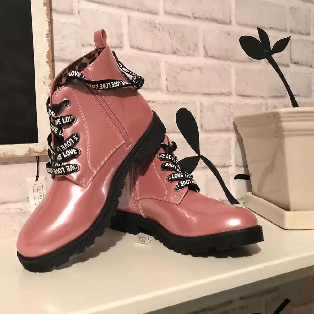 WINTER  SALE !!!  r2 Pink LOVE COMBAT Girls Boots